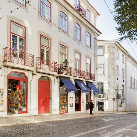 Update Urban Chic Flat In 19Th Century Building 2 Bedrooms & 2 Bathrooms & Ac Central Alfama District Лиссабон Экстерьер фото